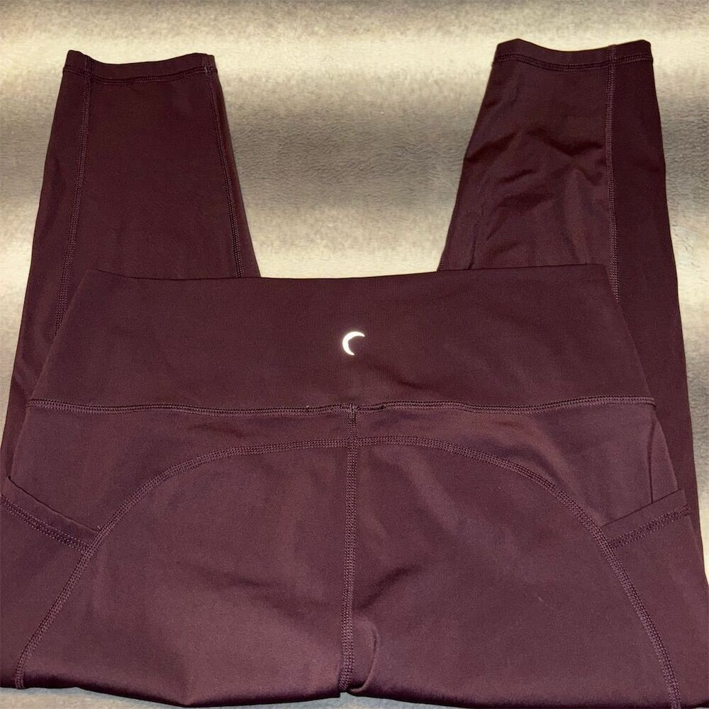 ZYIA Women's Brilliant Hi-Rise Crop Capri Leggings Purple Plum Activewear - Picture 6 of 12
